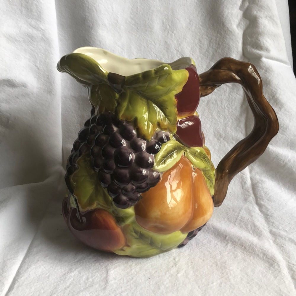 Drinking pitcher nwot